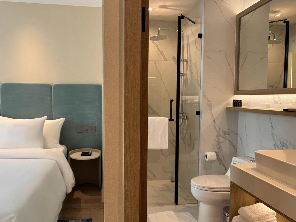 Laya Suites & Residences 3*