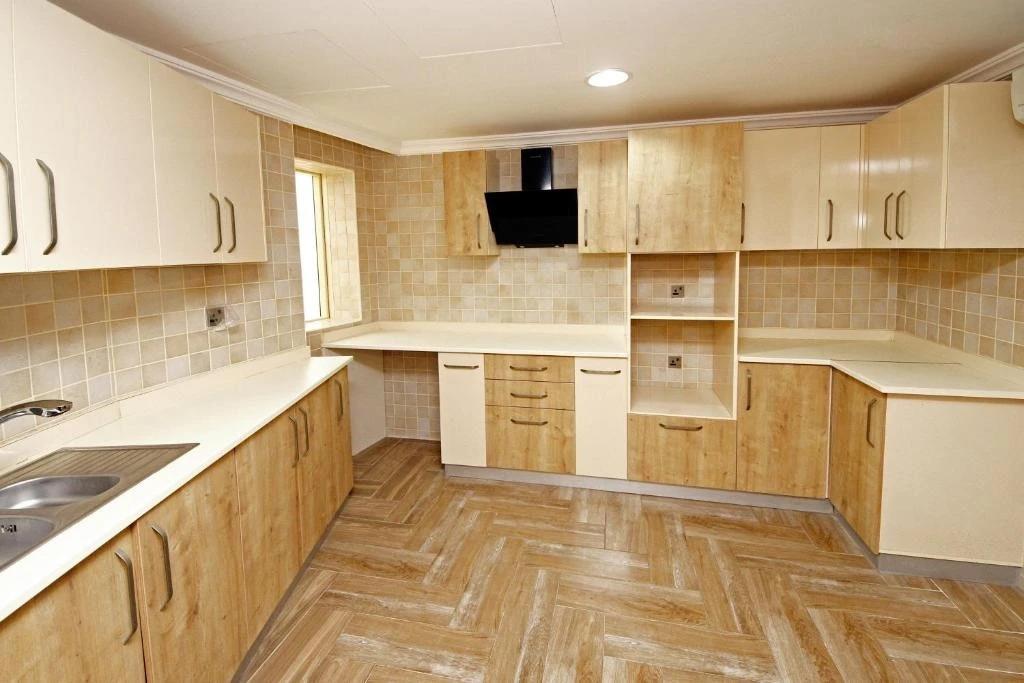 Seafront Luxury Suites 4*