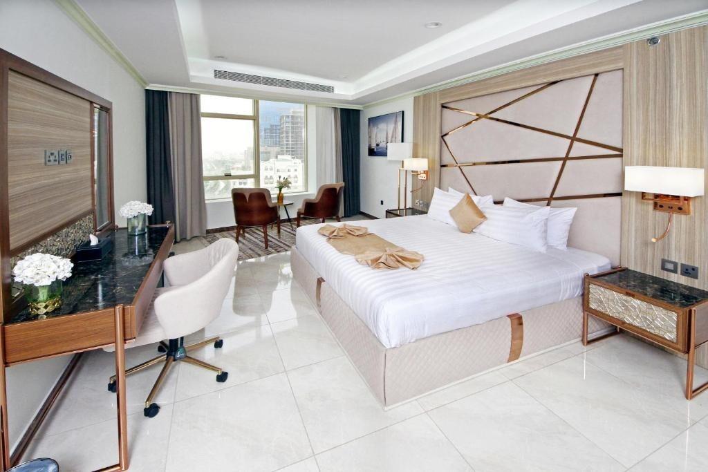 Seafront Luxury Suites 4*
