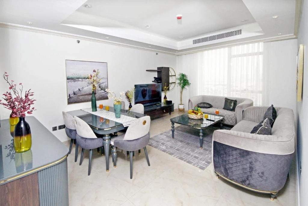 Seafront Luxury Suites 4*