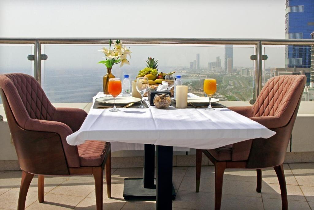 Seafront Luxury Suites 4*