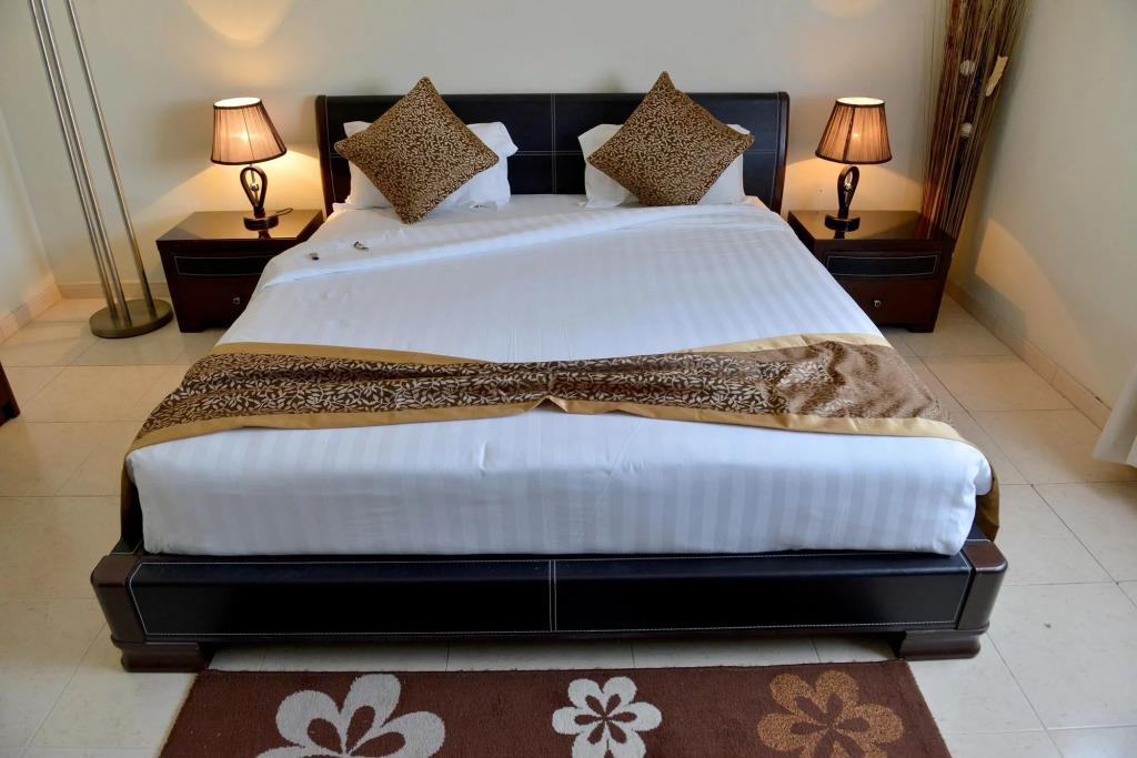 Four Seasons Hotel Apartments 4*