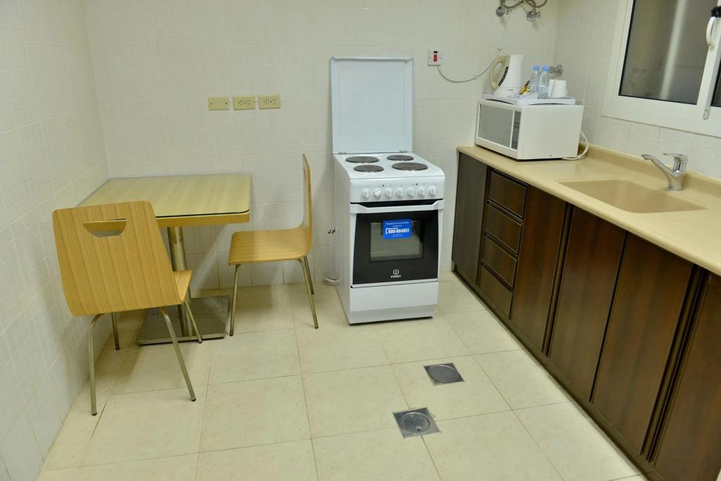 Four Seasons Hotel Apartments 4*
