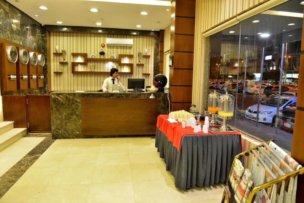 Four Seasons Hotel Apartments 4*