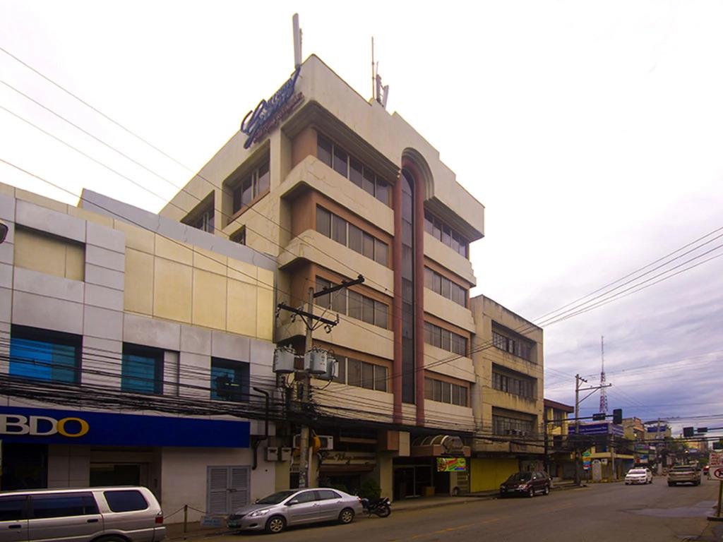 Grand City Hotel 3*