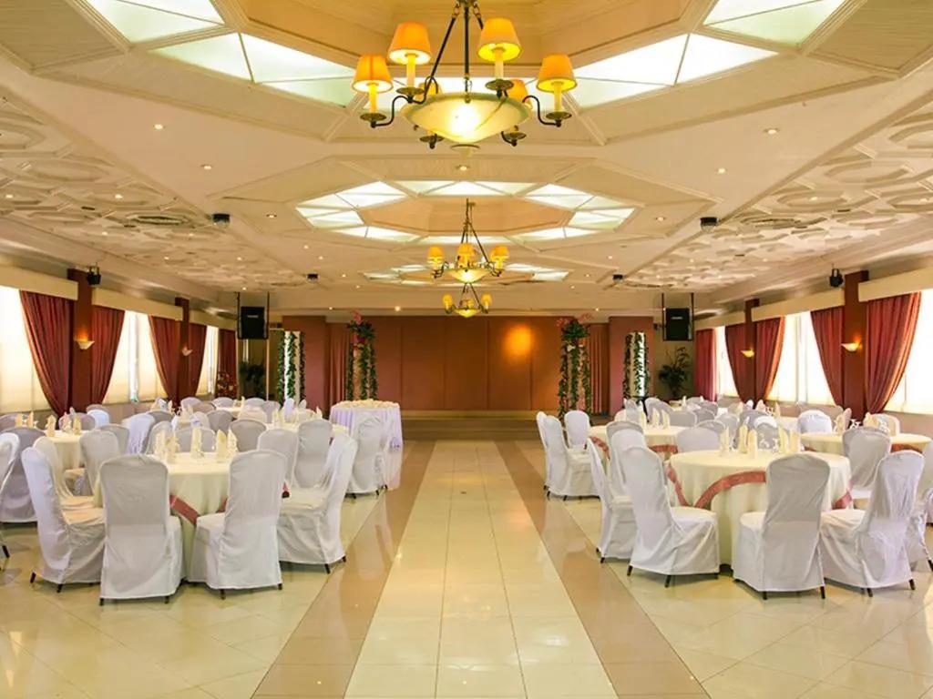 Grand City Hotel 3*
