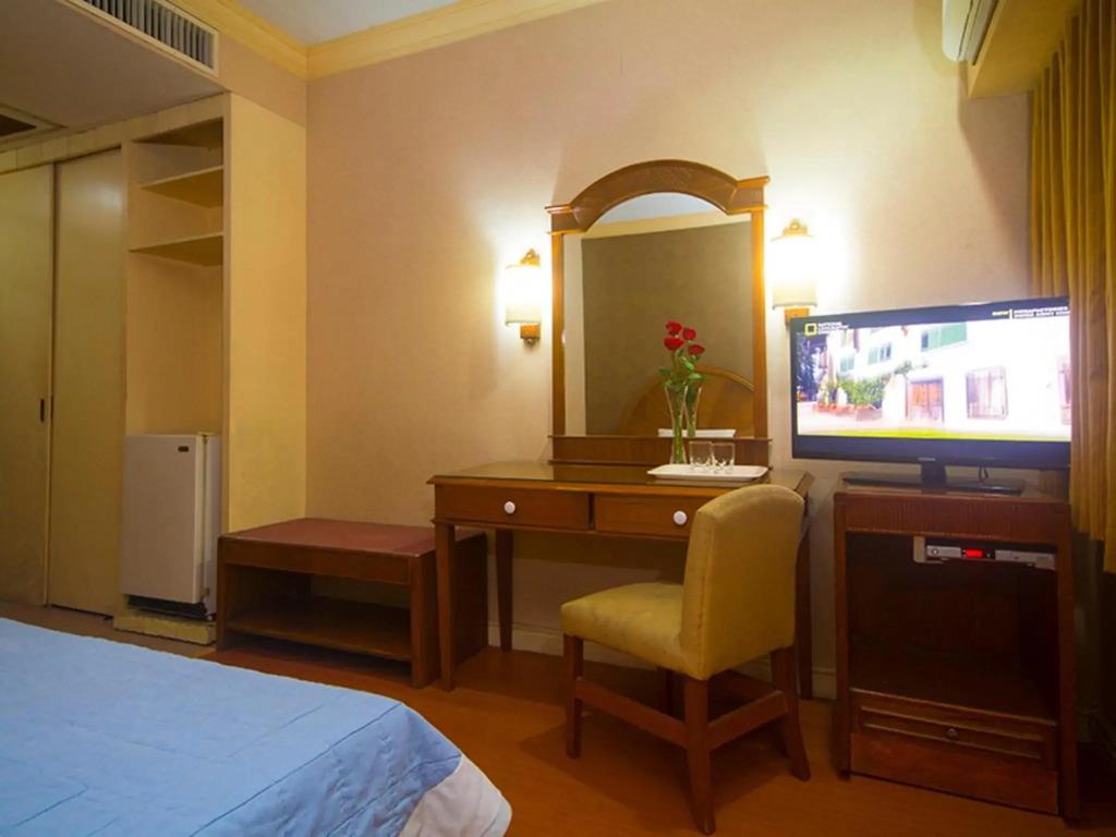 Grand City Hotel 3*