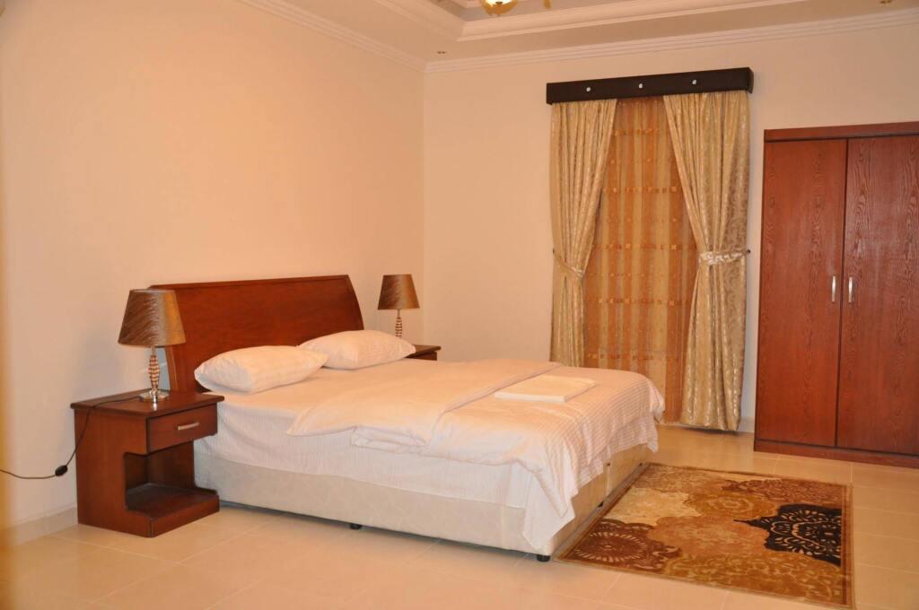 Towlan Suites 1 3*