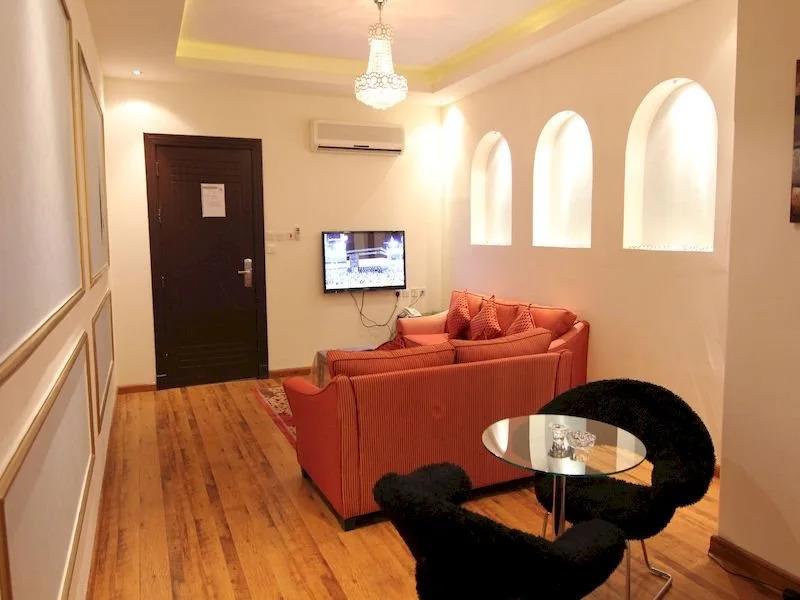 Towlan Suites 1 3*