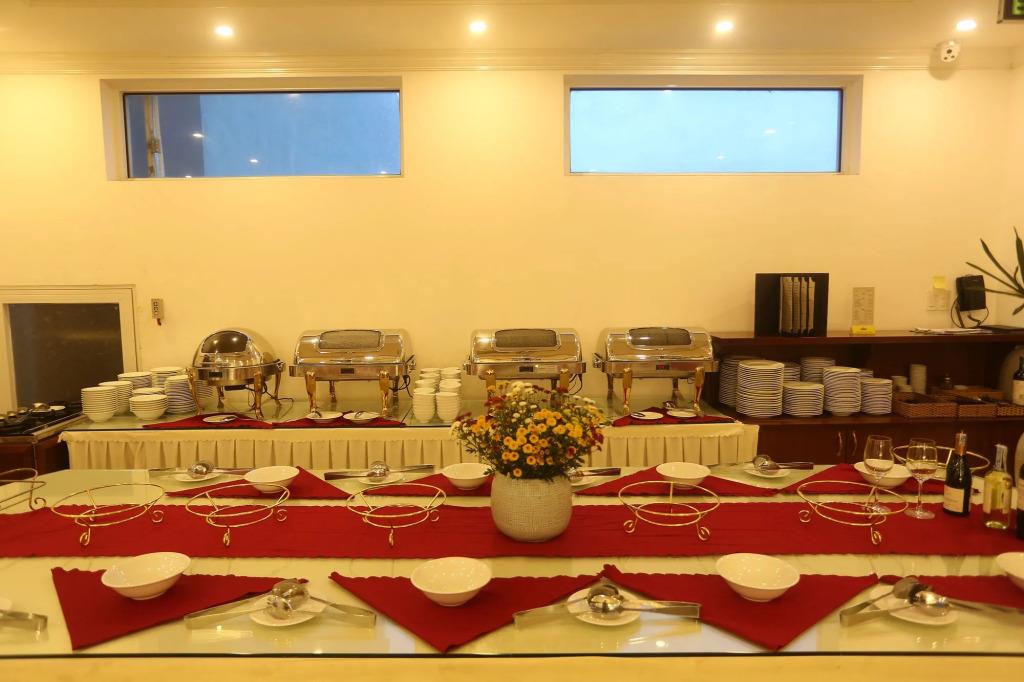 Royal Family Hotel Da Nang 3*