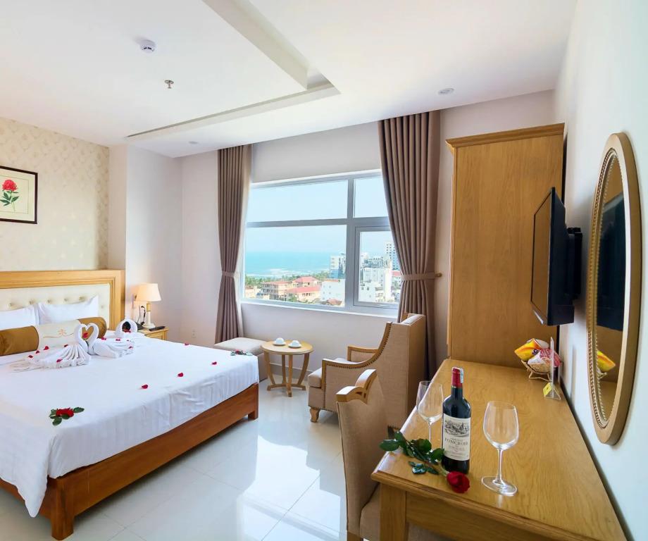 Royal Family Hotel Da Nang 3*