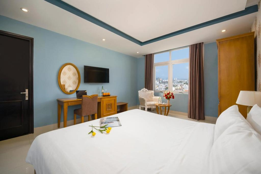 Royal Family Hotel Da Nang 3*