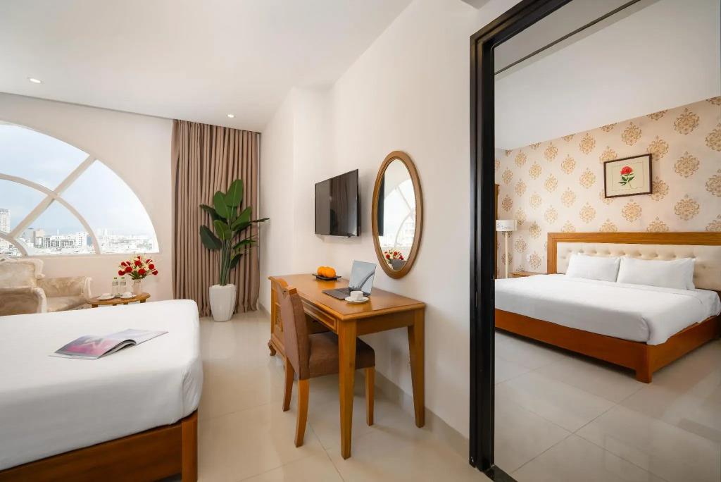 Royal Family Hotel Da Nang 3*