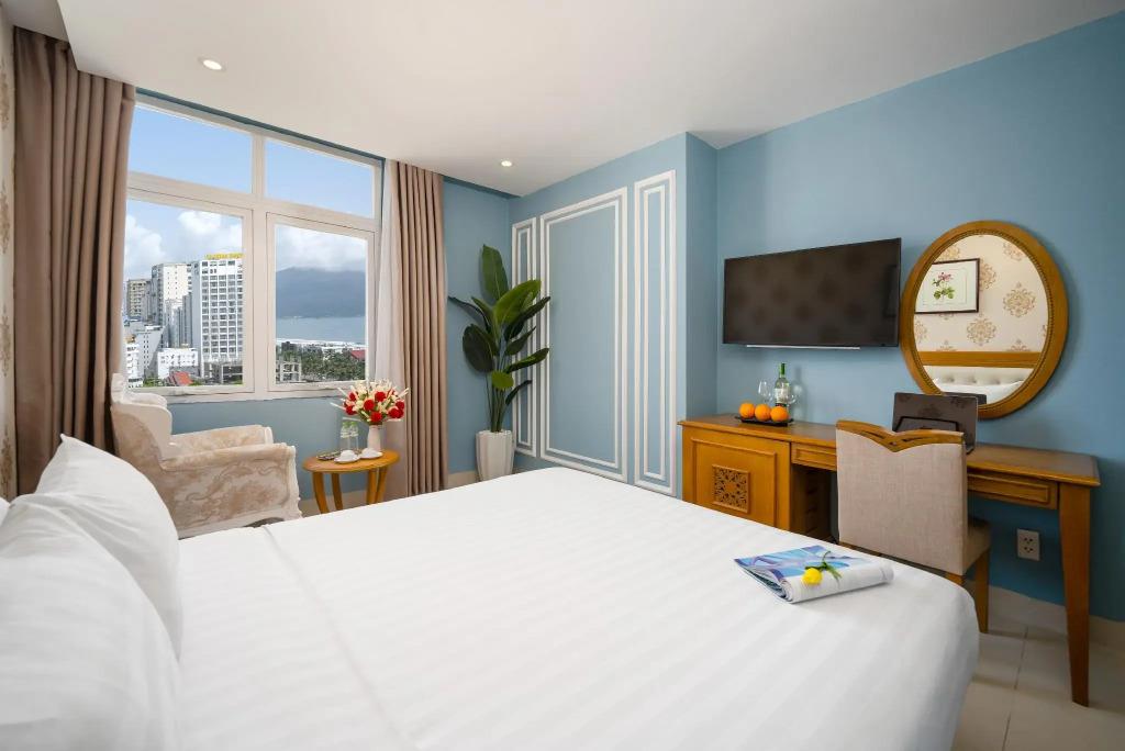Royal Family Hotel Da Nang 3*