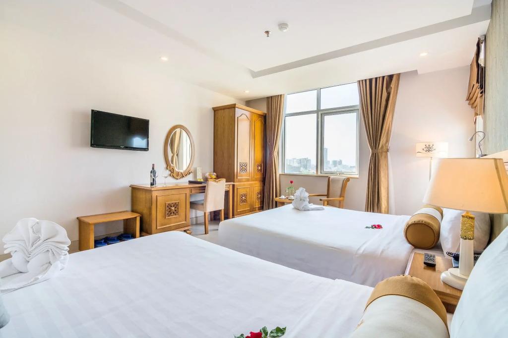 Royal Family Hotel Da Nang 3*