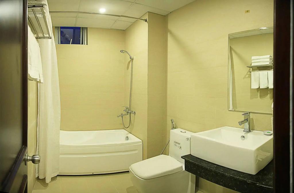 Royal Family Hotel Da Nang 3*