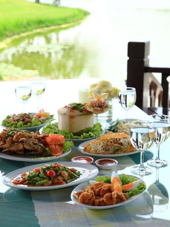 Korat Resort Hotel 3*