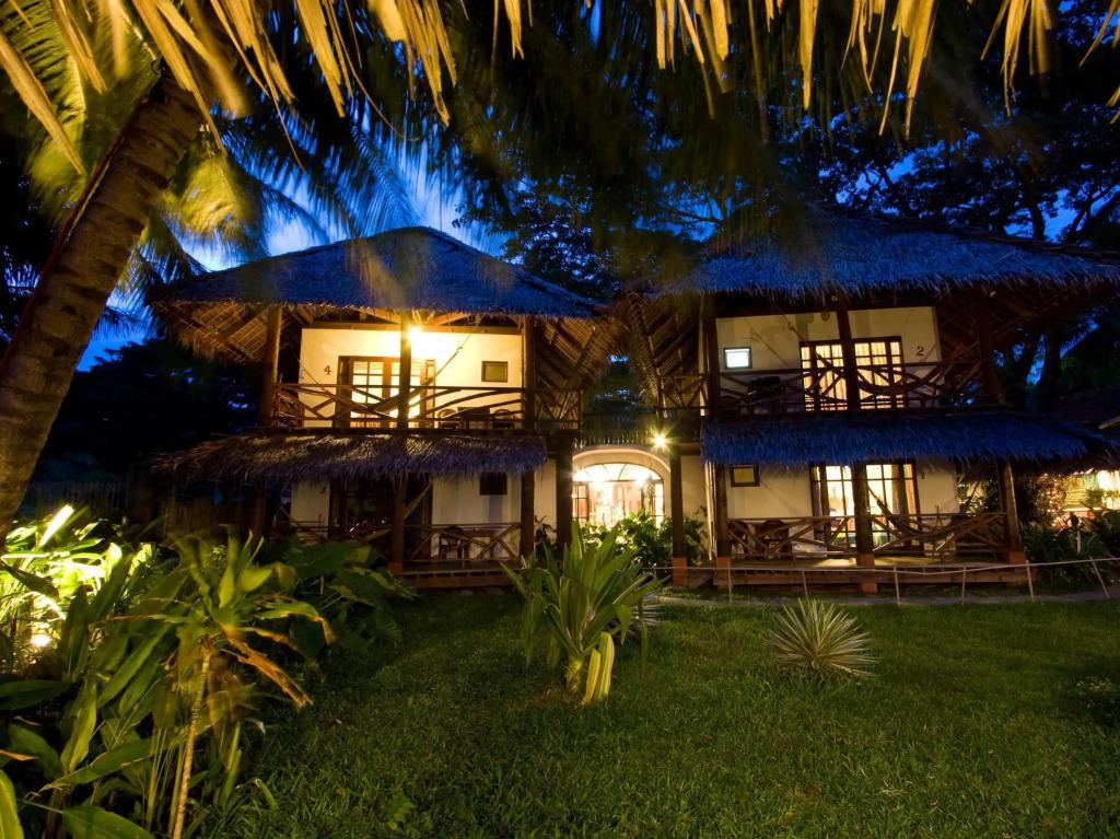 Atlantis Dive Resort Dumaguete 5*