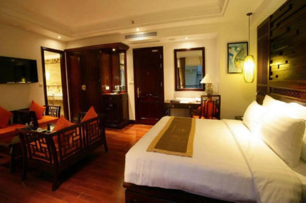 The Palmy Hotel and Spa 4*
