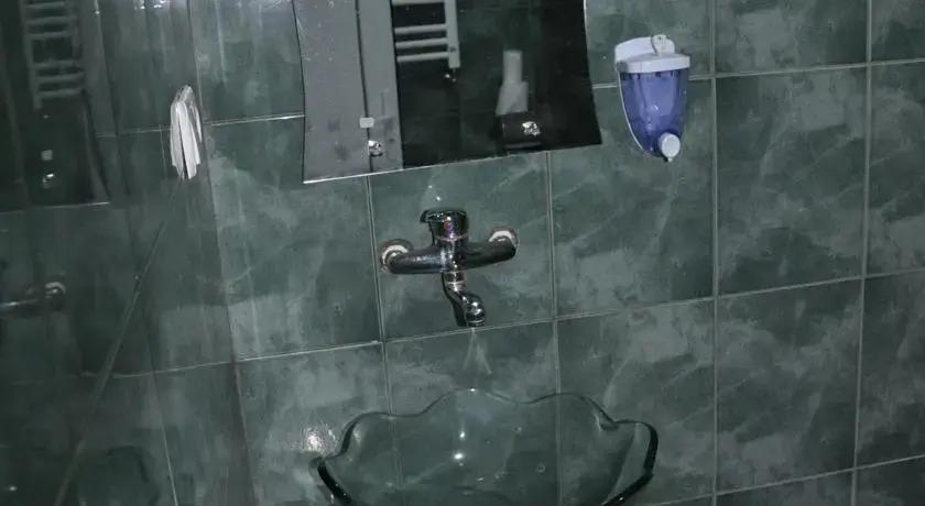 Lamani Hotel 0*