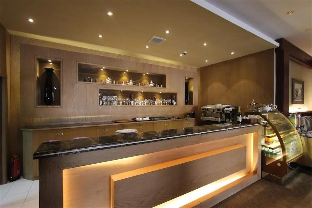 Taleen Granada Hotel Apartments 3*