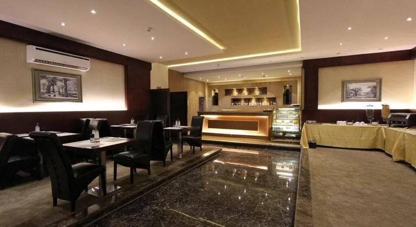 Taleen Granada Hotel Apartments 3*