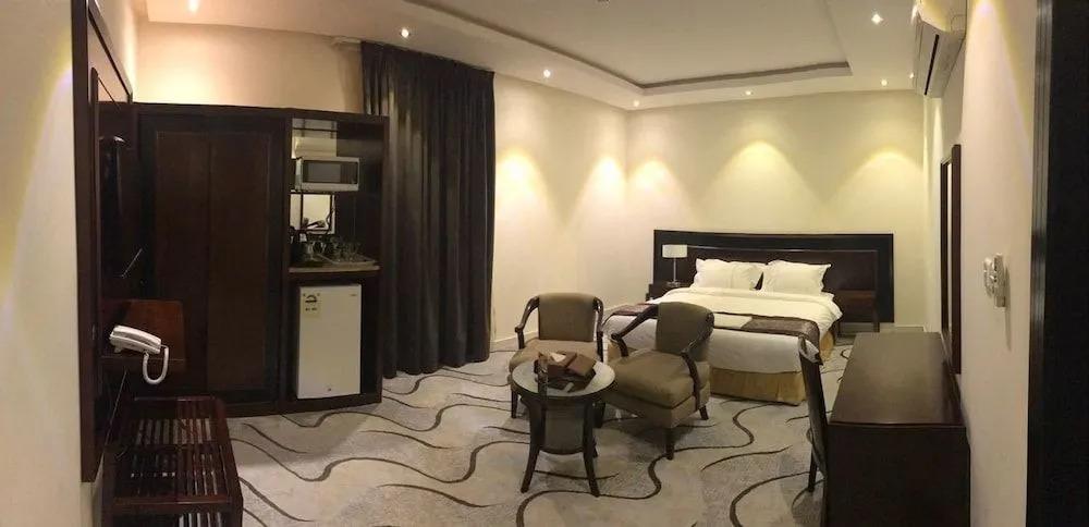 Taleen Granada Hotel Apartments 3*