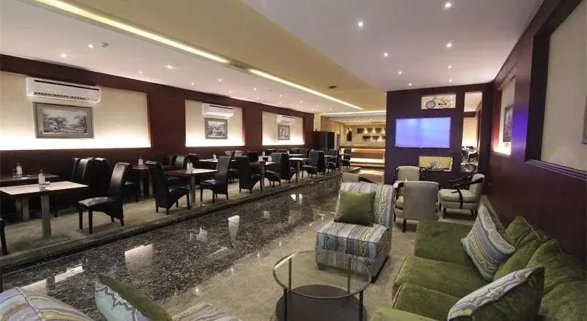 Taleen Granada Hotel Apartments 3*