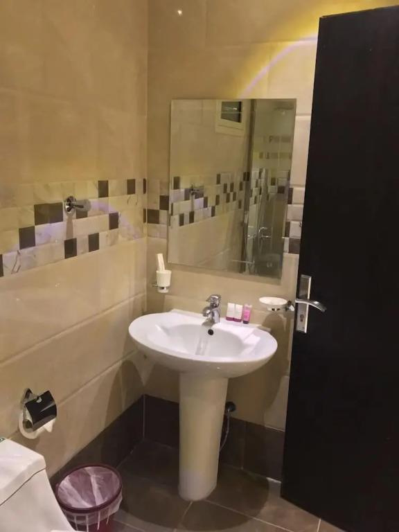 Taleen Granada Hotel Apartments 3*
