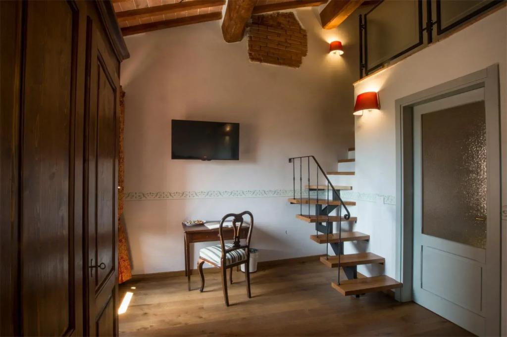 Palazzo Pacini 0*
