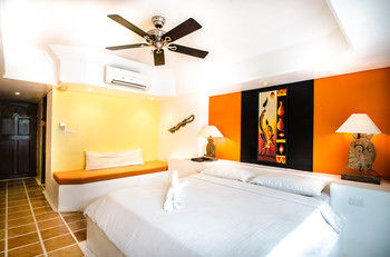 Calypso Beach & Dive Resort 3*