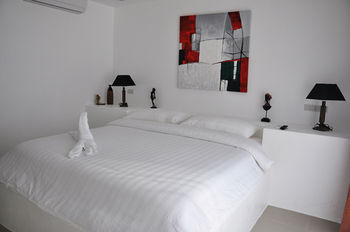 Calypso Beach & Dive Resort 3*