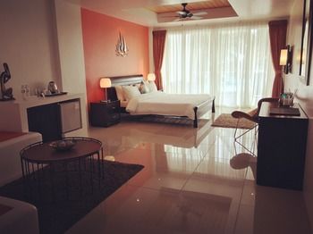 Calypso Beach & Dive Resort 3*