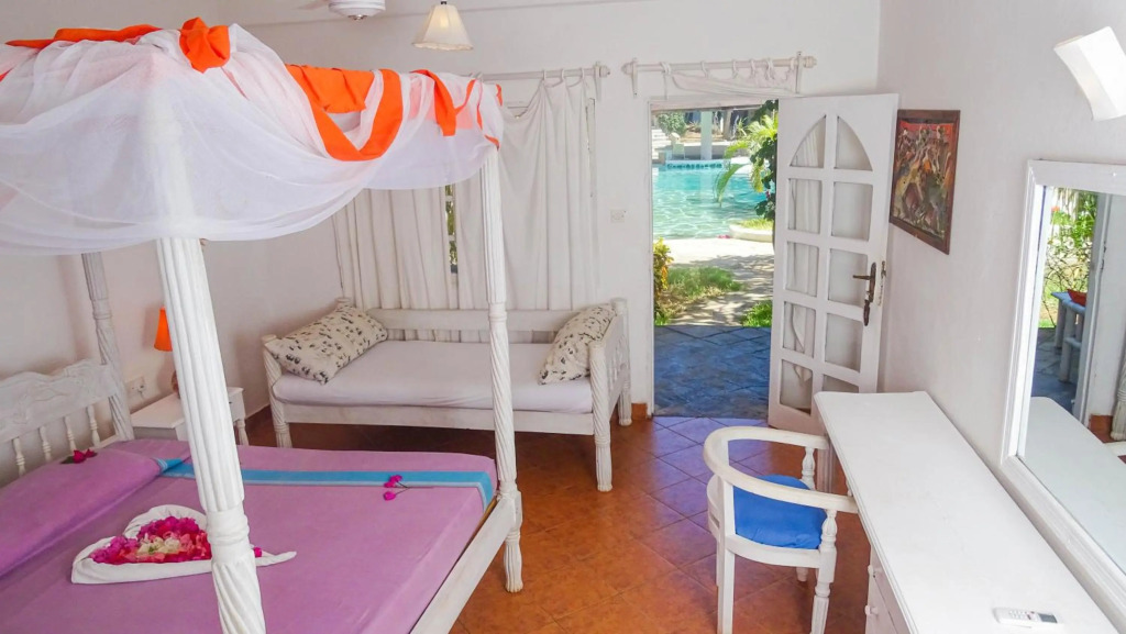 Lily Palm Resort. 4*