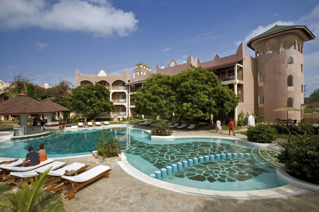 Lily Palm Resort. 4*