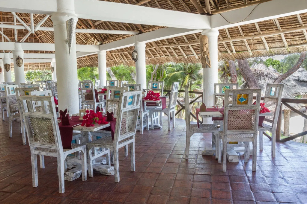 Lily Palm Resort. 4*