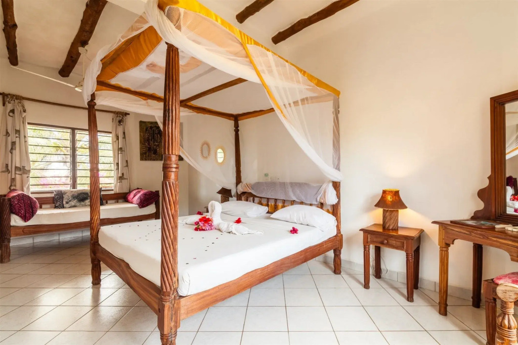 Lily Palm Resort. 4*
