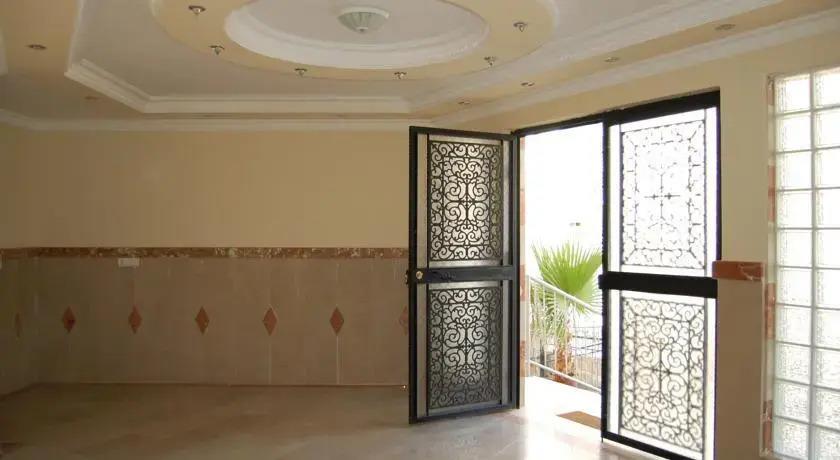Euro Residence 0*