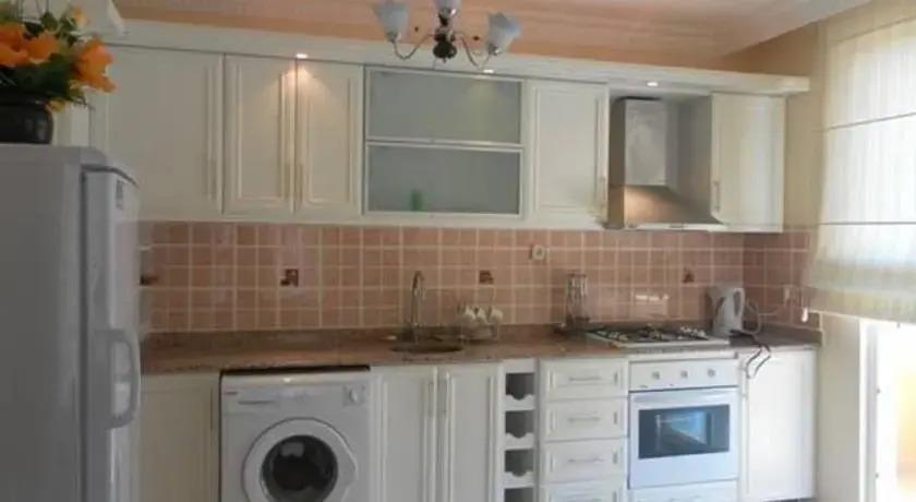 Euro Residence 0*