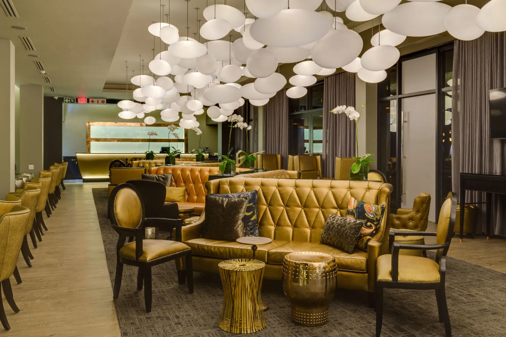 Protea Hotel Fire & Ice by Marriott Pretoria Menlyn 4*