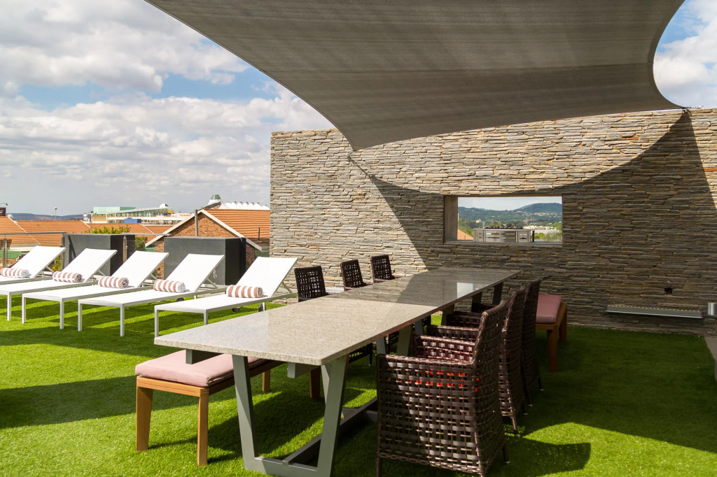 Protea Hotel Fire & Ice by Marriott Pretoria Menlyn 4*