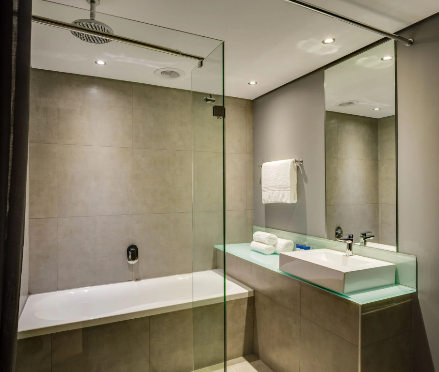 Protea Hotel Fire & Ice by Marriott Pretoria Menlyn 4*