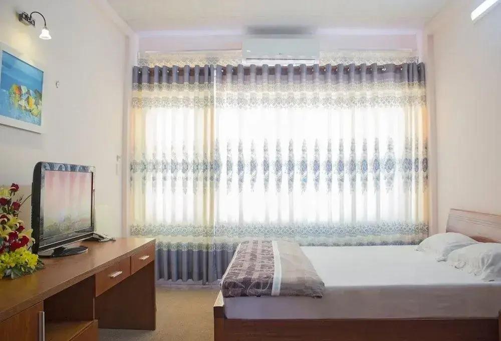 Ngan Hang Hotel 2*