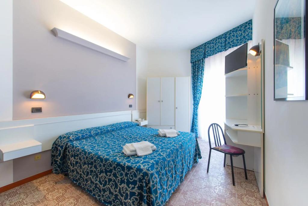 Hotel 2000 3*