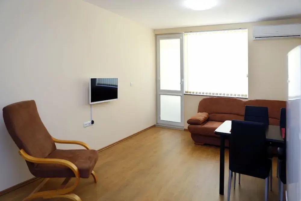 Sea Garden Apartment 0*