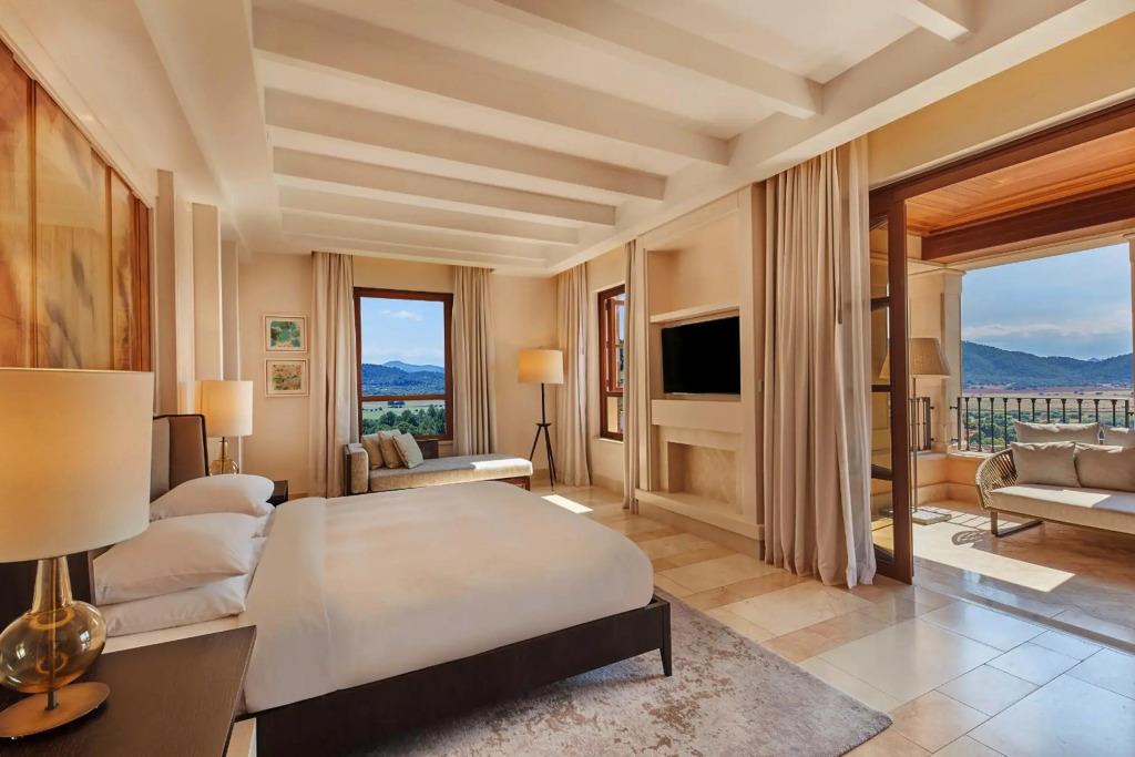 Cap Vermell Grand Hotel 5*
