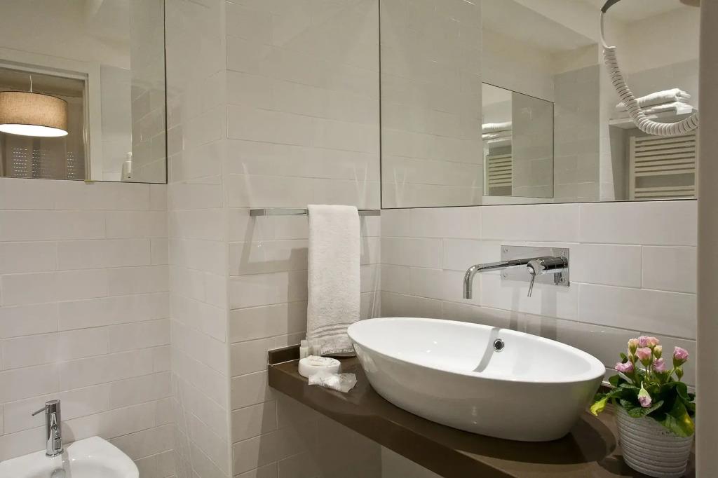 Domus Roma 0*