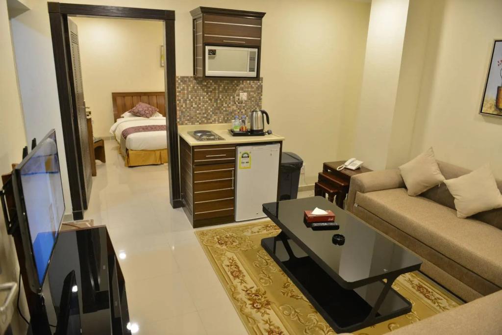 The First Tower Hotel Apartment 0*