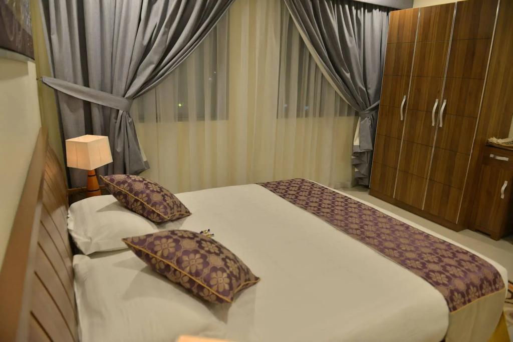 The First Tower Hotel Apartment 0*