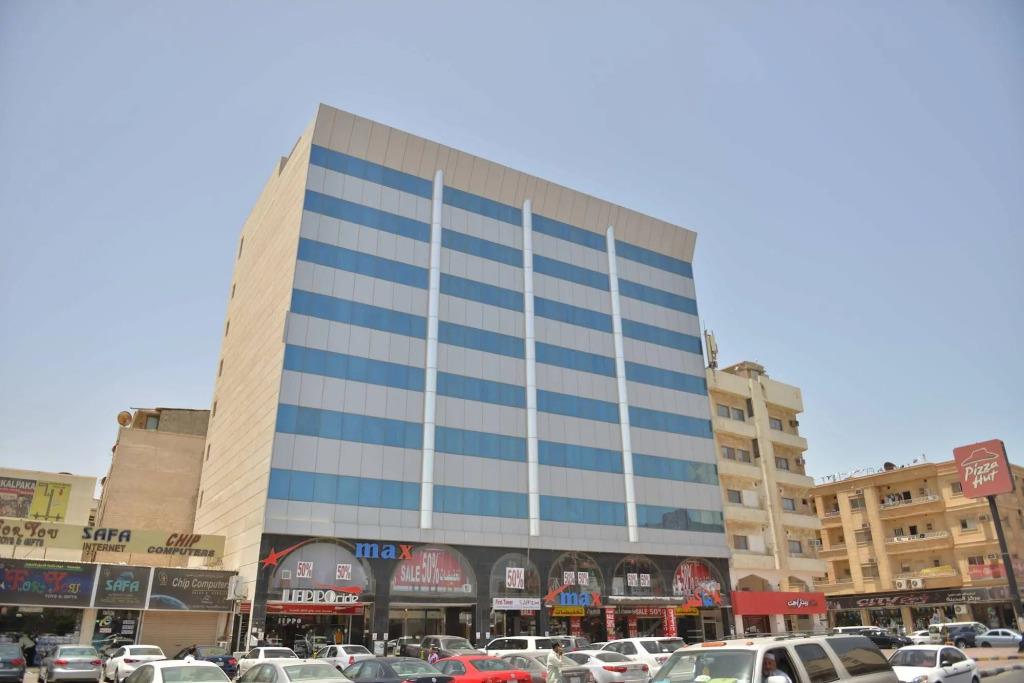The First Tower Hotel Apartment 0*